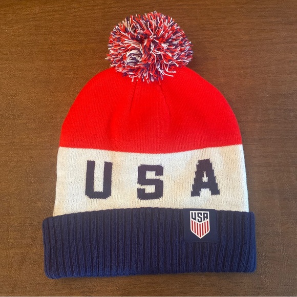 NIKE Team USA Winter Beanie Hat w/Pom - Unisex Adult - Picture 5 of 7